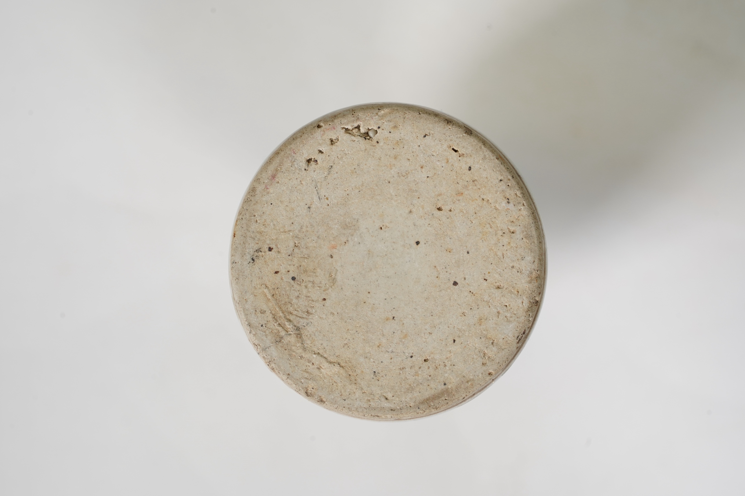 A small Chinese blue and white sleeve vase, Kangxi style